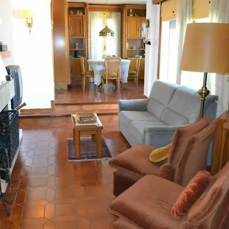 House In Llanca, Girona 103588 By Mo 兰卡